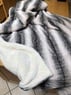 Plaid Webpelz leicht gestreift